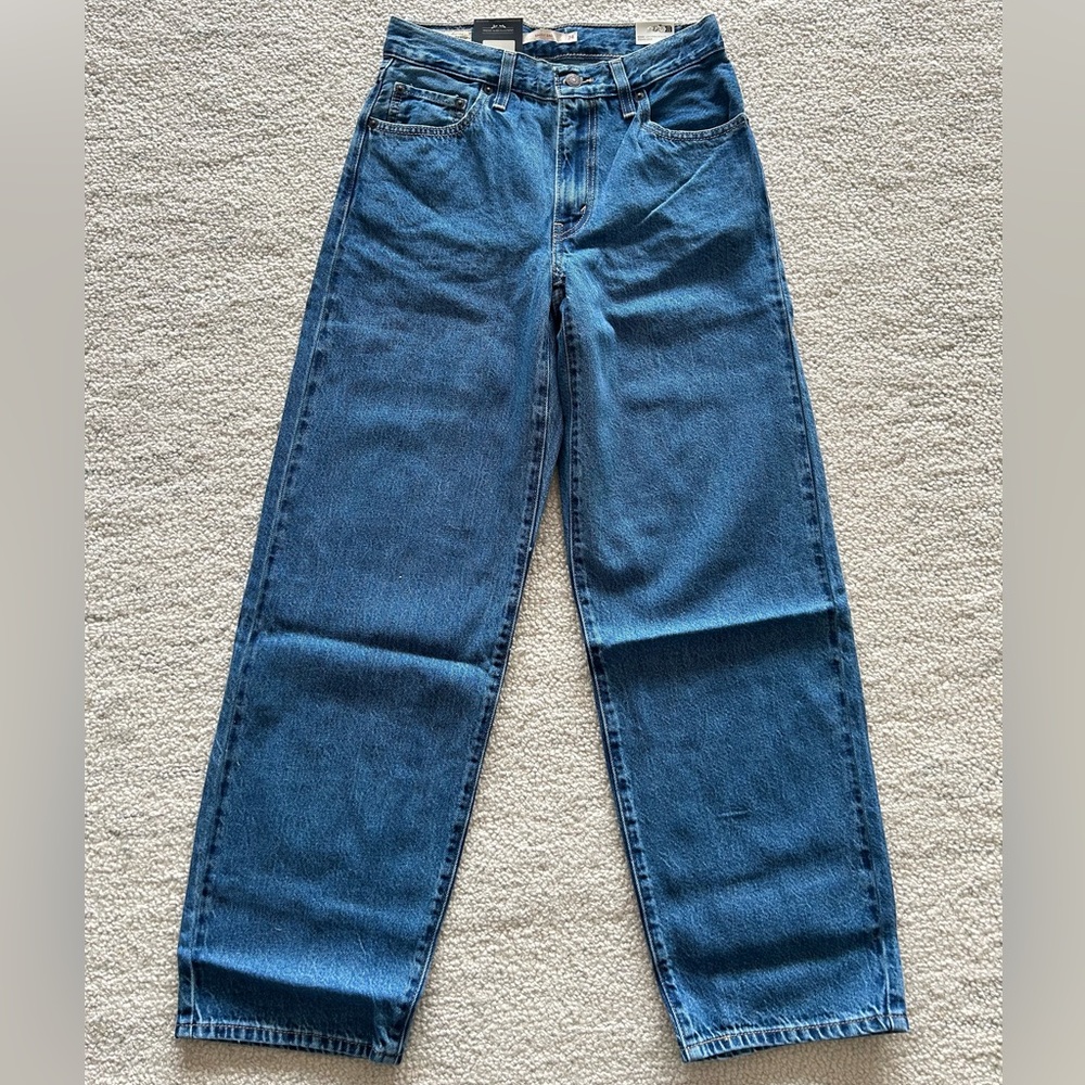 Levi’s Women’s Baggy Dad - 24 x 30” - NEW WITH TAGS